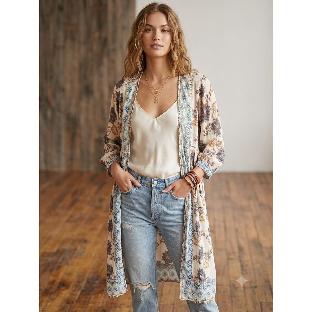 Angie 100% rayon Floral Print Boho Kimono Cardigan Size Small